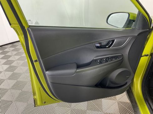 Used 2019 Hyundai Kona Limited AWD/4WD image 12