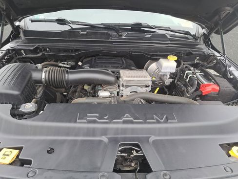 Certified 2024 RAM 1500 Tradesman w/ Night Edition image 28