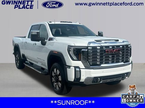 Used 2025 GMC Sierra 2500 Denali AWD/4WD image 3