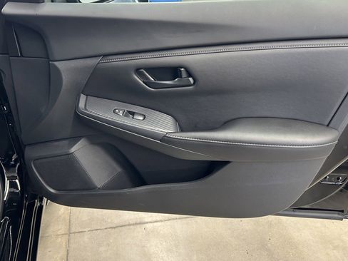 Used 2024 Nissan Sentra S image 17