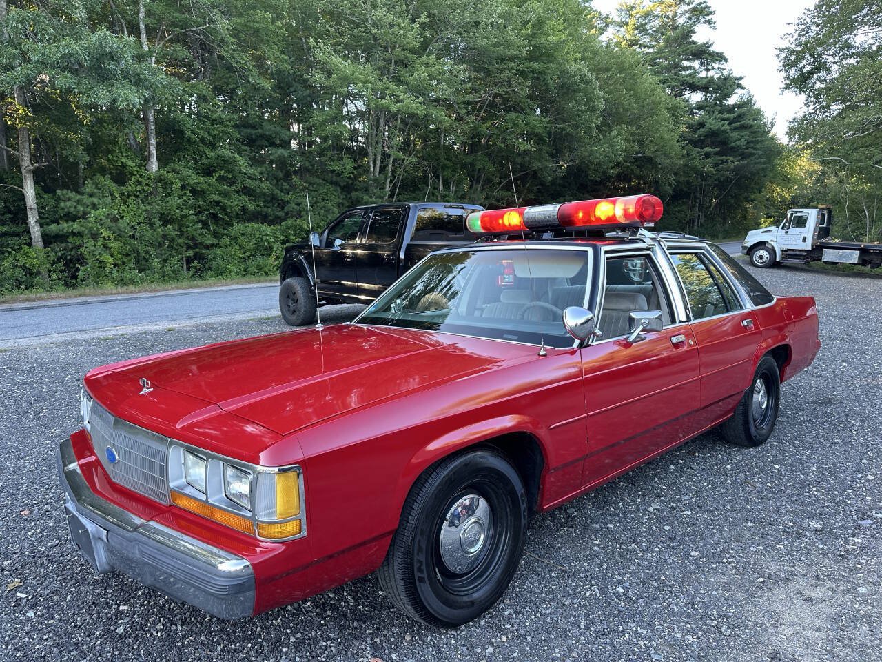 Used 1990 Ford LTD Crown Victoria RWD image 36