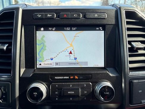 Used 2019 Ford F150 Lariat w/ Equipment Group 502A Luxury image 19