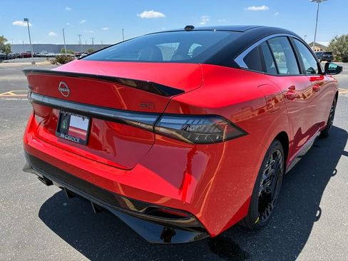New 2026 Nissan Sentra SR FWD image 6
