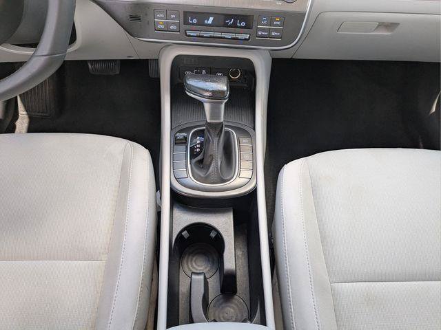 Used 2024 Hyundai Kona SEL FWD image 19