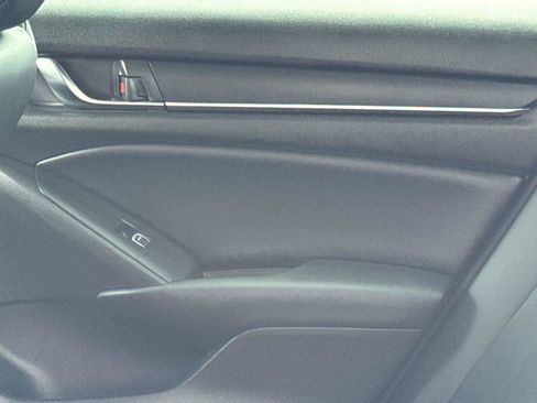 Certified 2018 Honda Accord Sport image 14