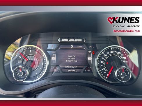 Used 2024 RAM 1500 Laramie image 12