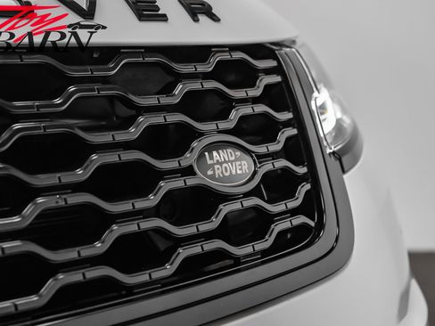 Used 2018 Land Rover Range Rover Velar R-Dynamic HSE image 10