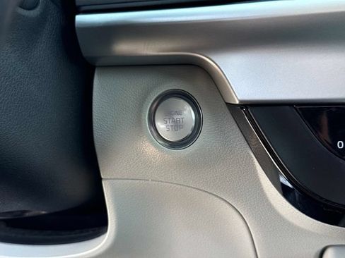 Used 2020 Kia Telluride S FWD image 30
