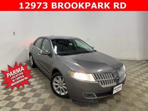 Used 2012 Lincoln MKZ AWD image 3