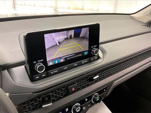 Certified 2024 Honda Accord EX image 28