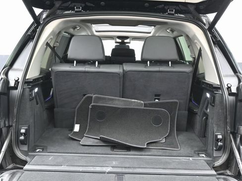 Used 2023 BMW X7 xDrive40i image 18