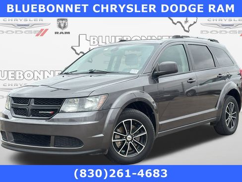 Used 2018 Dodge Journey SE w/ Popular Equipment Group image 1