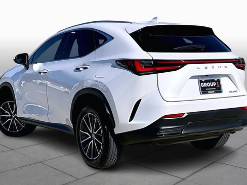 Used 2025 Lexus NX 250 FWD image 12