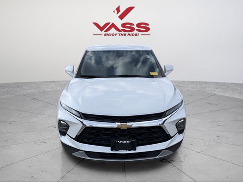 Used 2024 Chevrolet Blazer LT FWD image 8
