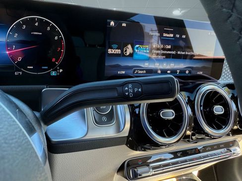 New 2026 Mercedes-Benz GLB 250 image 13