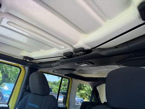 Used 2023 Jeep Wrangler Unlimited Rubicon 4xe AWD/4WD image 25