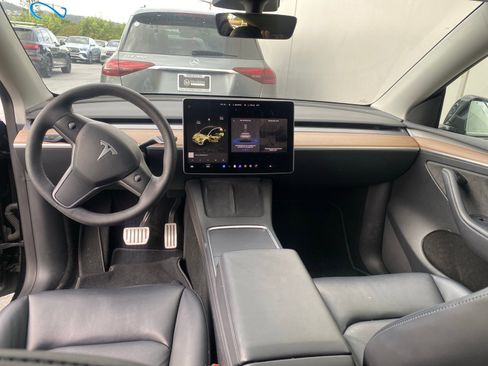 Used 2022 Tesla Model Y Performance AWD/4WD image 11