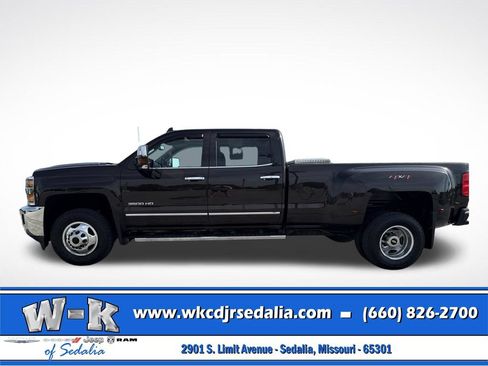 Used 2018 Chevrolet Silverado 3500 LTZ w/ Duramax Plus Package AWD/4WD image 15