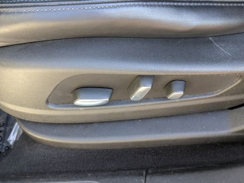 Used 2017 Cadillac XT5 Premium Luxury w/ Driver Assist Package image 20