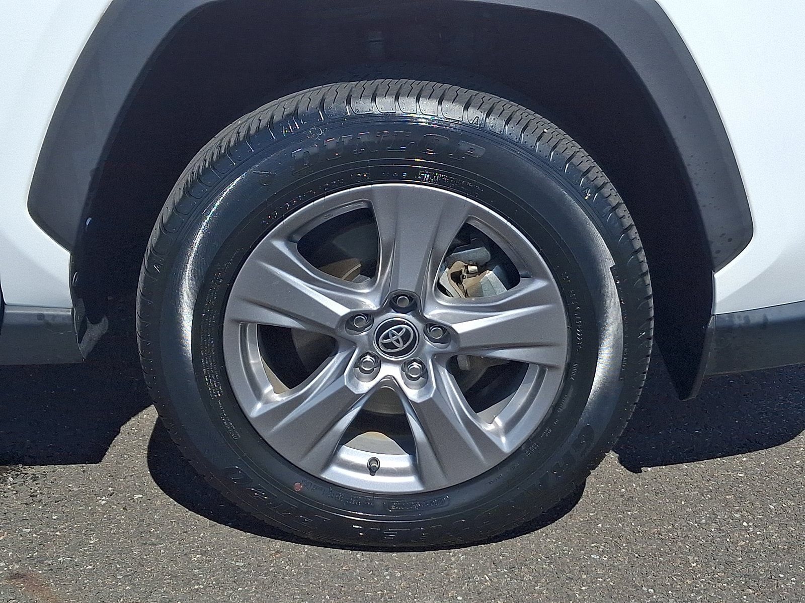 Used 2024 Toyota RAV4 XLE w/ Convenience Package AWD/4WD image 8