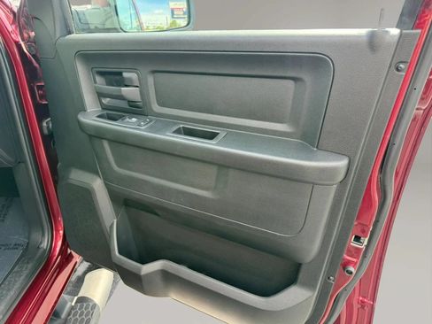 Used 2018 RAM 1500 Express AWD/4WD image 24