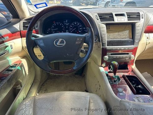 Used 2010 Lexus LS 460 image 9