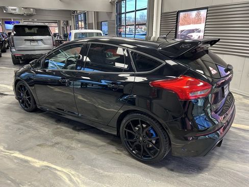 Used 2017 Ford Focus RS image 33