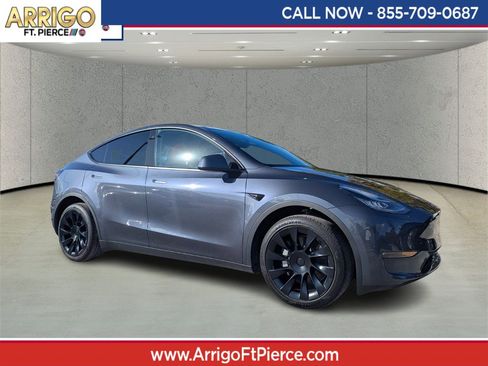 Used 2023 Tesla Model Y Long Range image 1