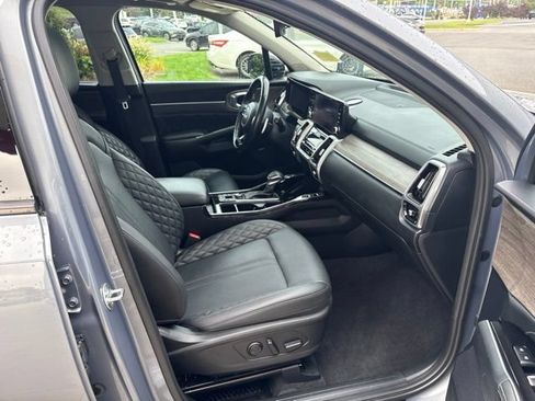 Used 2023 Kia Sorento SX Prestige AWD/4WD image 33