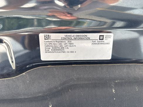 Used 2019 Chevrolet Equinox LT w/ Driver Convenience Package FWD image 33