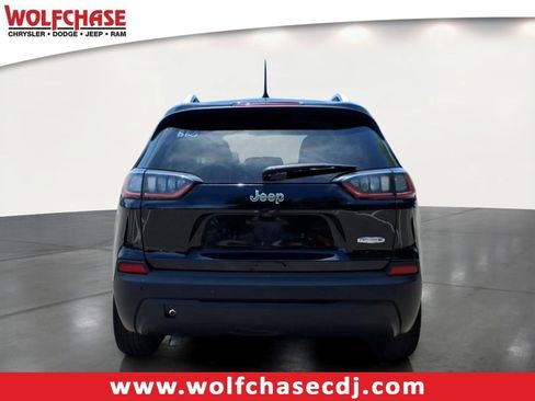 Used 2021 Jeep Cherokee Latitude Plus FWD image 4