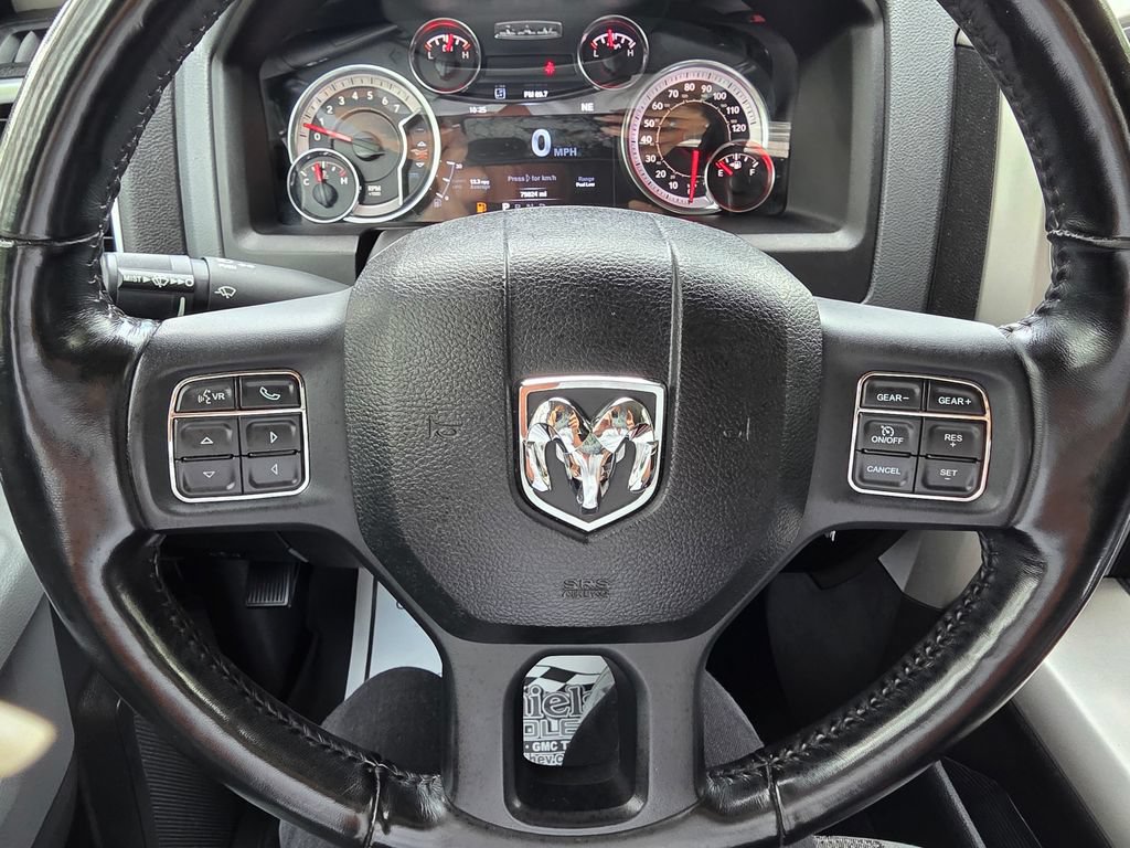 Used 2019 RAM 1500 Warlock AWD/4WD image 32
