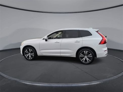 Used 2023 Volvo XC60 B5 Ultimate image 6