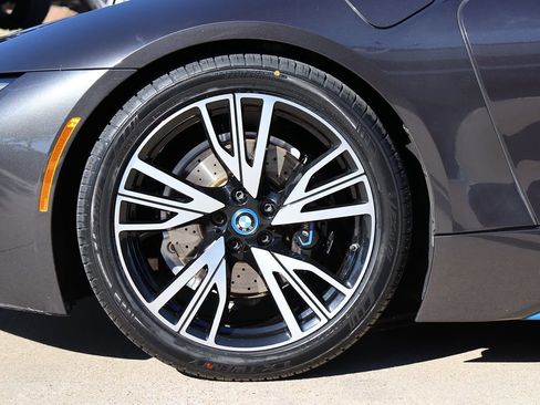 Used 2019 BMW i8 Roadster image 60