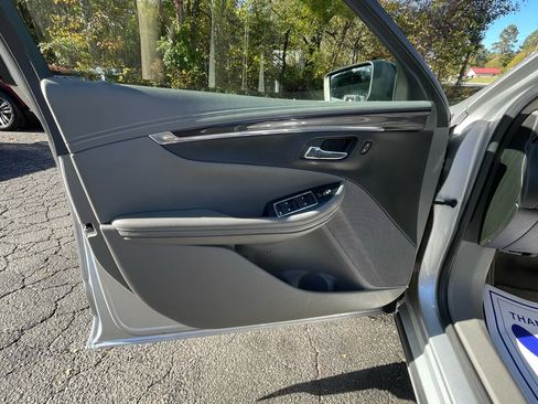 Used 2018 Chevrolet Impala LS image 16