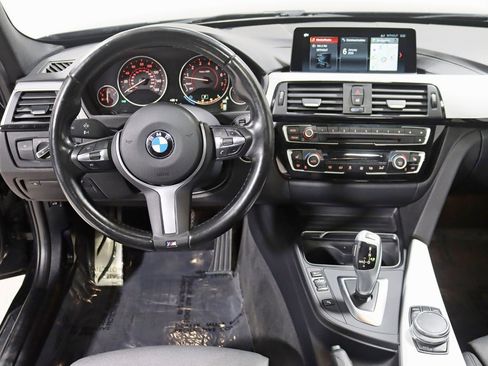 Used 2019 BMW 330i xDrive Wagon 330i xDrive M SPORT w/ M Sport Edition image 16