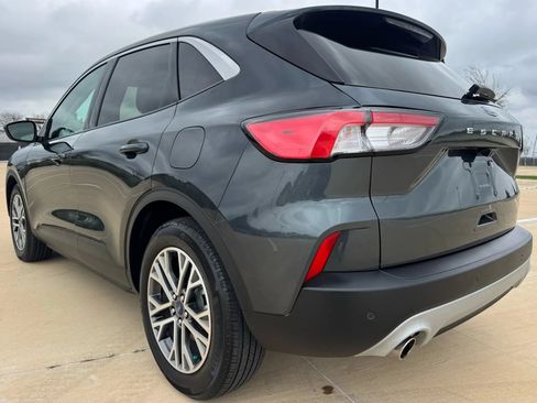 Used 2022 Ford Escape SEL w/ Technology Package FWD image 14
