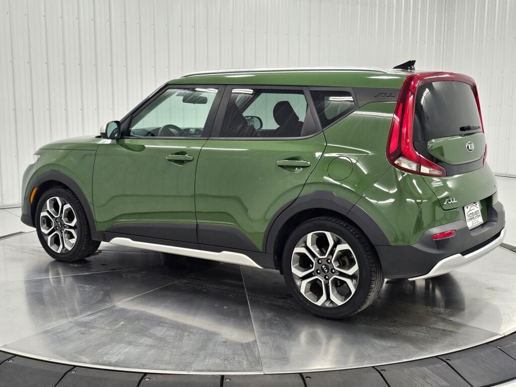 Used 2020 Kia Soul X-Line FWD image 3