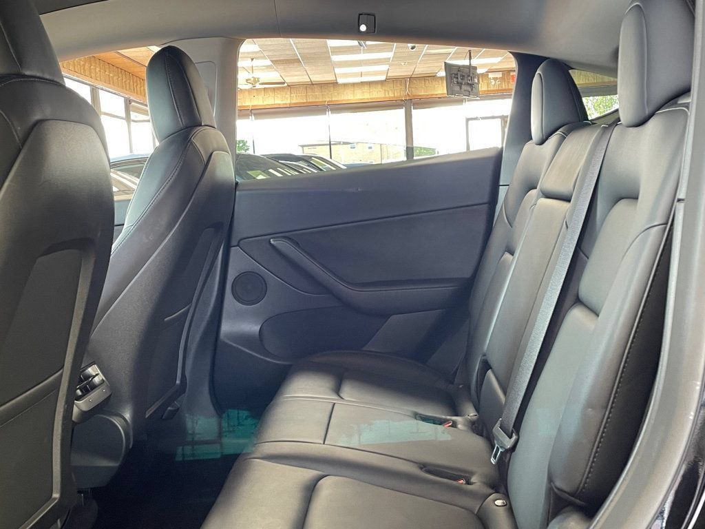 Used 2022 Tesla Model Y Performance AWD/4WD image 18