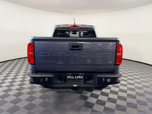 Used 2022 Chevrolet Colorado LT w/ LT Convenience Package image 8