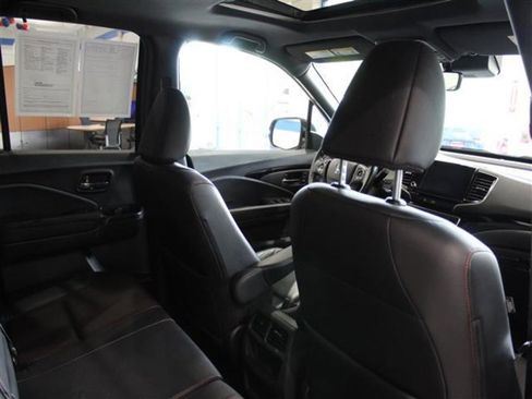 Used 2022 Honda Ridgeline Black Edition image 21