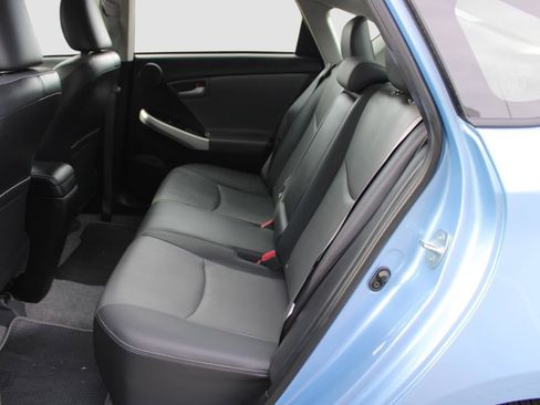 Used 2015 Toyota Prius Prime Advanced image 33