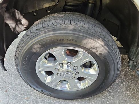 Used 2023 RAM 2500 Big Horn w/ Level 1 Equipment Group image 32