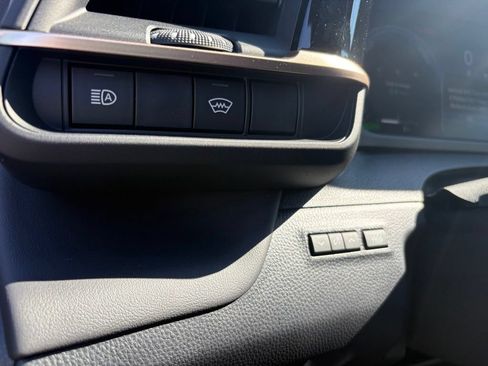New 2026 Toyota Crown Platinum AWD/4WD image 30