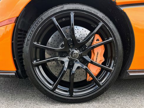 Used 2016 McLaren 570S Coupe image 43