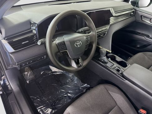 Used 2026 Toyota Camry LE image 23