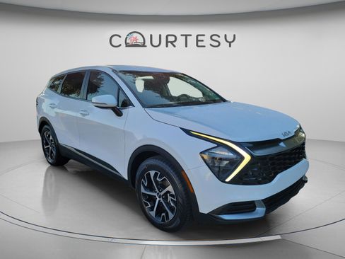 Certified 2023 Kia Sportage EX FWD image 5