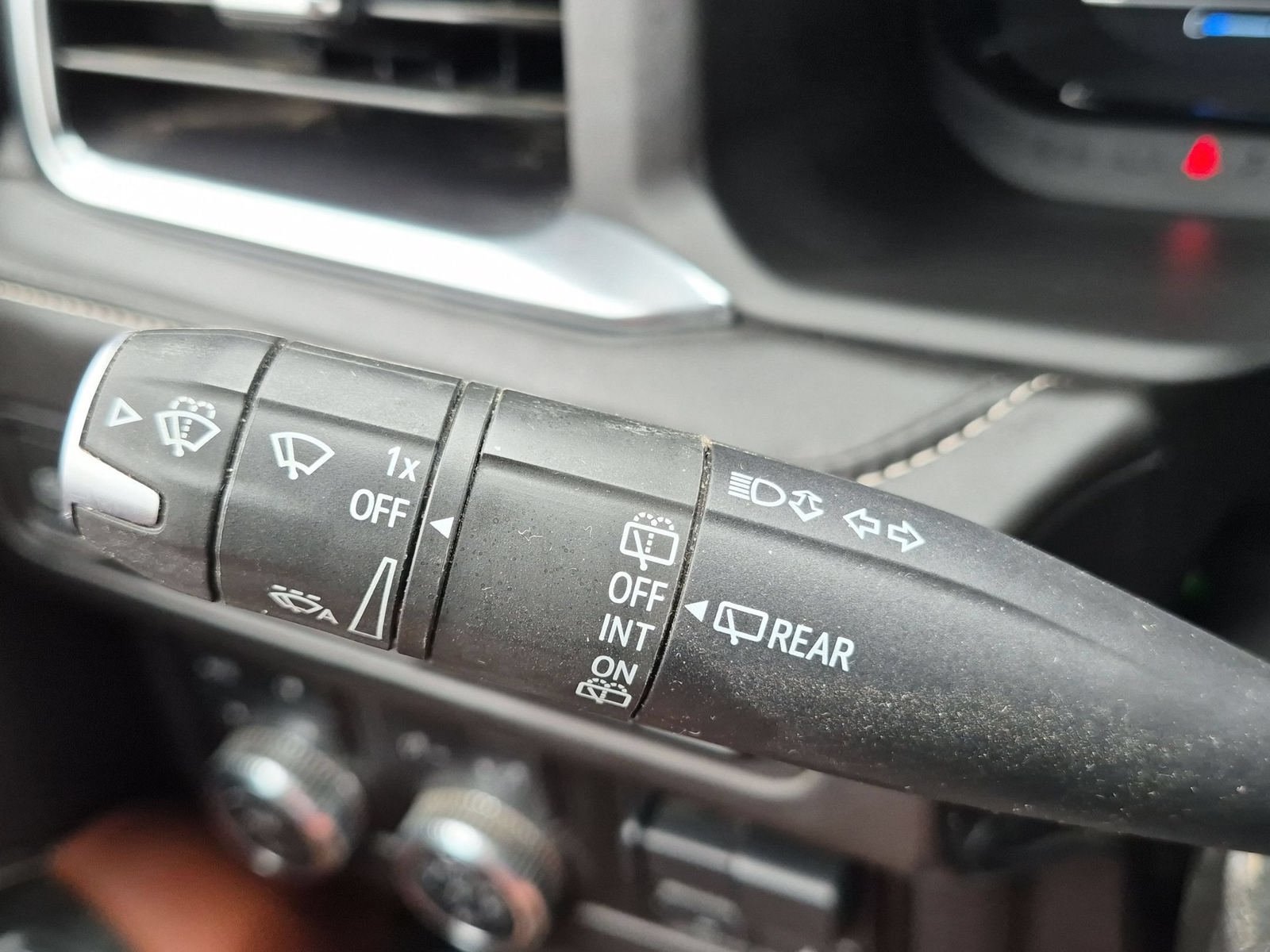Used 2023 GMC Yukon Denali Ultimate AWD/4WD image 15