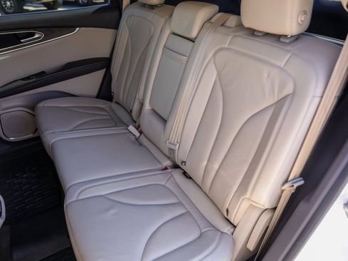 Used 2018 Lincoln MKX Select w/ Select Plus Package image 22