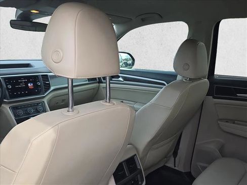 Used 2019 Volkswagen Atlas SE image 14